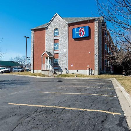 Motel 6-Olathe, Ks ภายนอก รูปภาพ