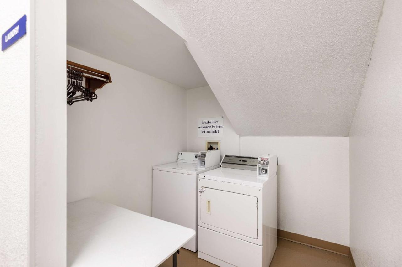 Motel 6-Olathe, Ks ภายนอก รูปภาพ