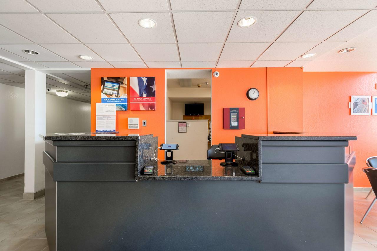 Motel 6-Olathe, Ks ภายนอก รูปภาพ