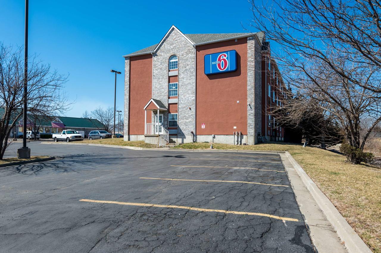 Motel 6-Olathe, Ks ภายนอก รูปภาพ