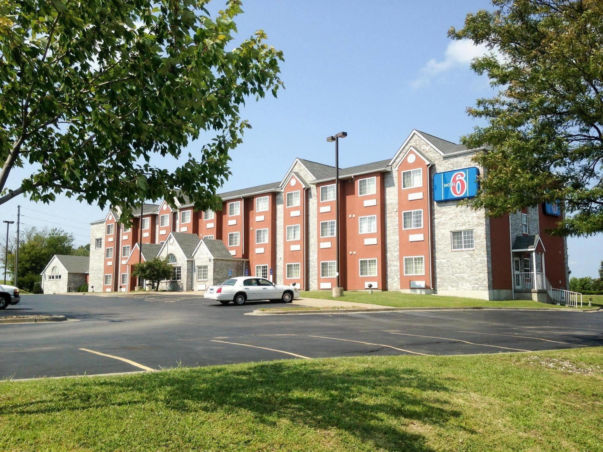 Motel 6-Olathe, Ks ภายนอก รูปภาพ