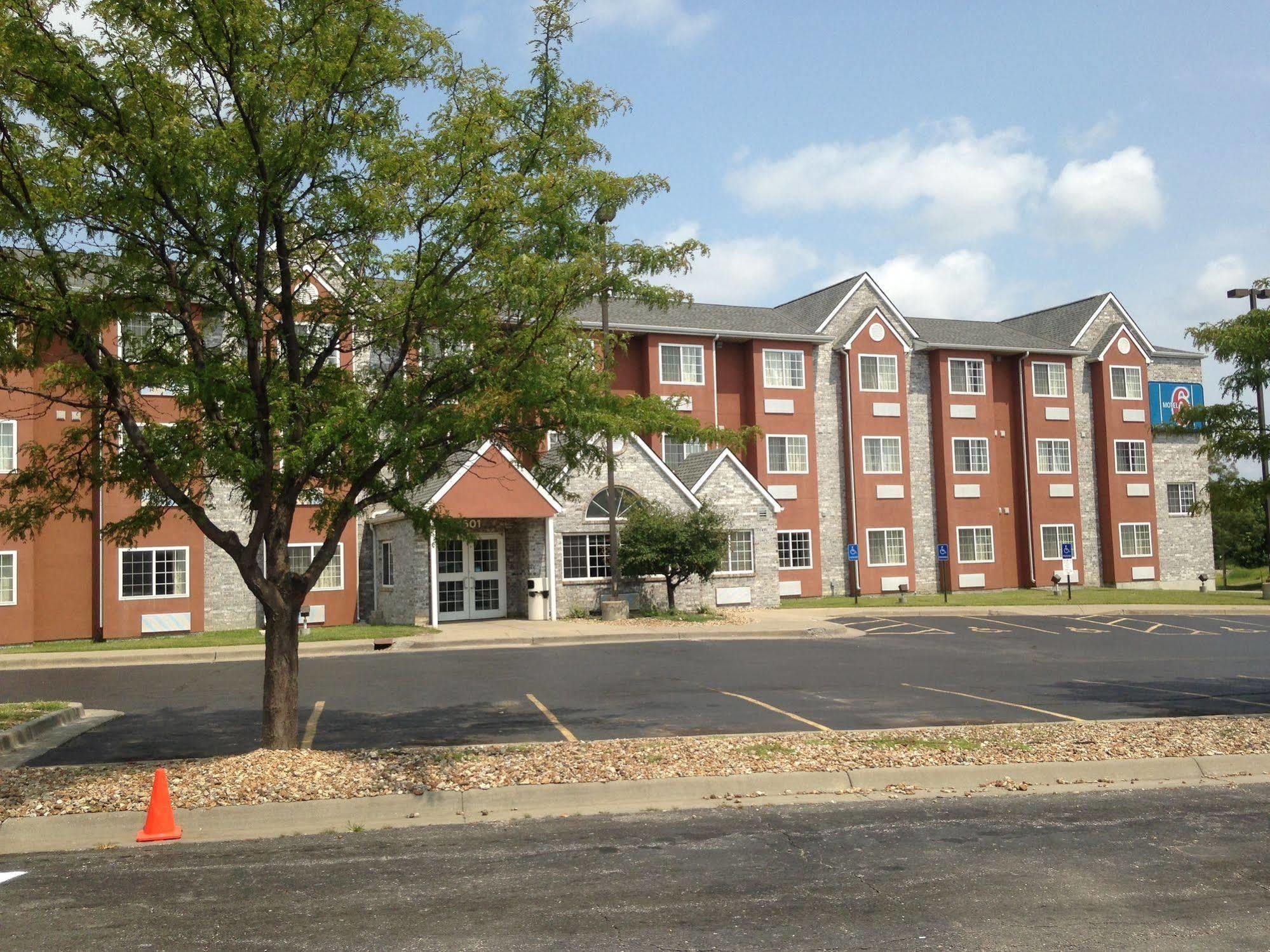 Motel 6-Olathe, Ks ภายนอก รูปภาพ